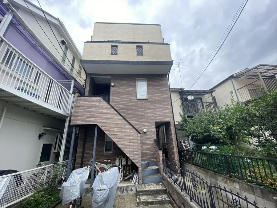 シャイニングハウスのアイキャッチ画像