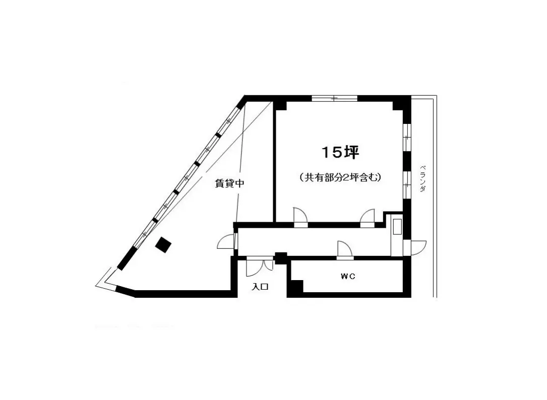 15坪の間取り図、モダンなアパートの2LDK、明確な部屋の配置と家具レイアウト
