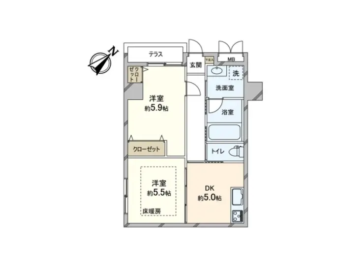 コンパクトな間取り図、ワンルームアパートメント、クローゼットとダイニングキッチン付き