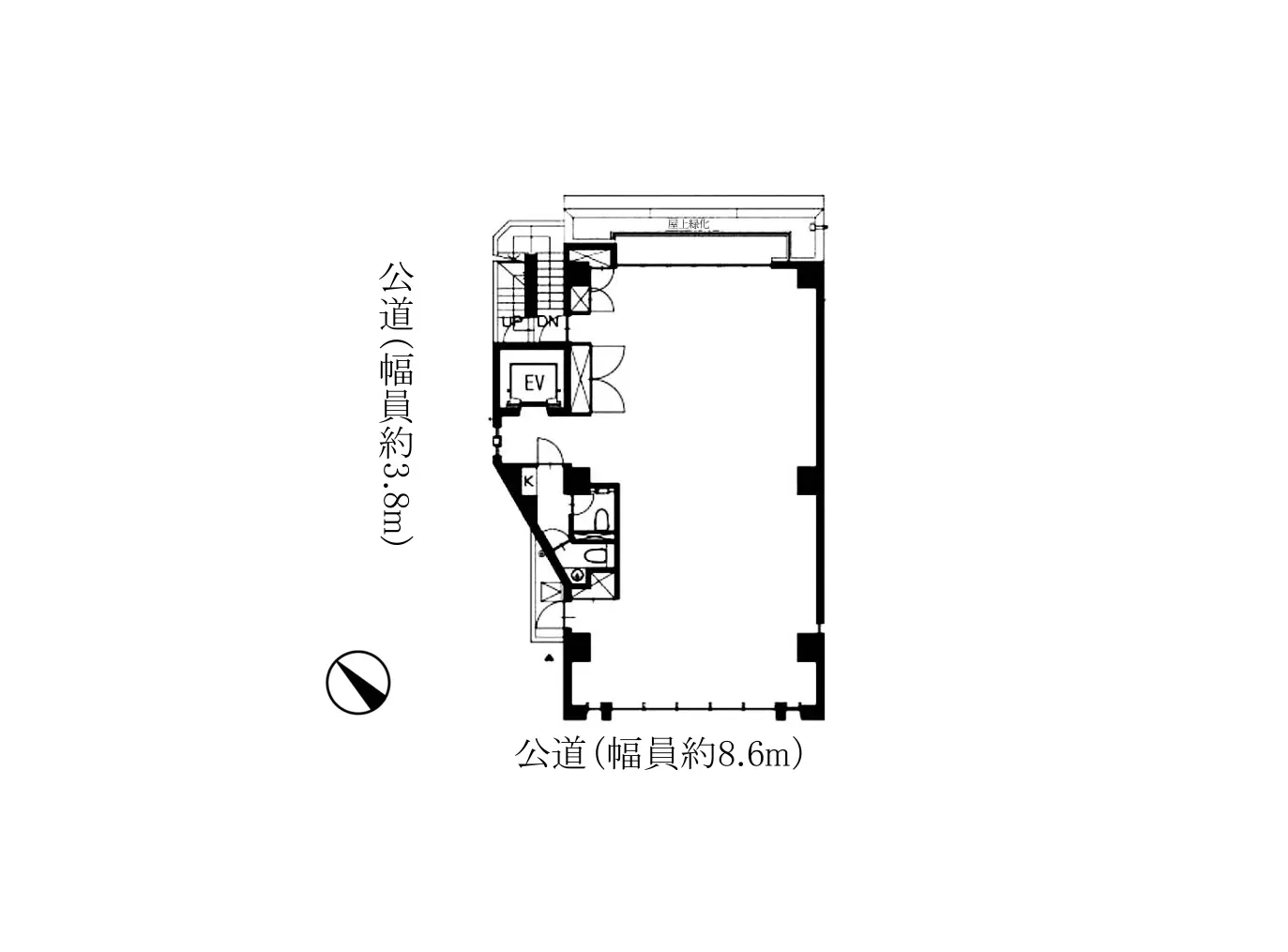 - 建物の間取り図、各部屋や公共の通路を示す、エレベーターやキッチンの位置が明示された設計図
