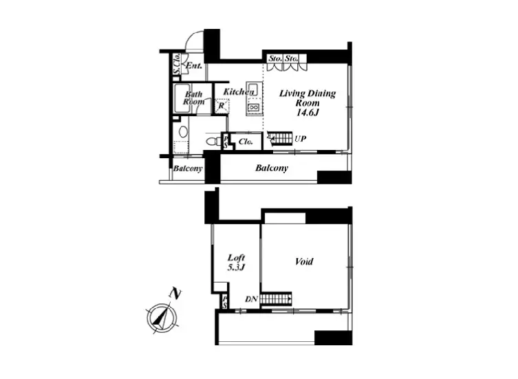 - 2階建ての住宅の間取り図、リビングダイニング、バルコニー、ロフト、キッチン、バスルーム、収納スペースを含む詳細なレイアウト
