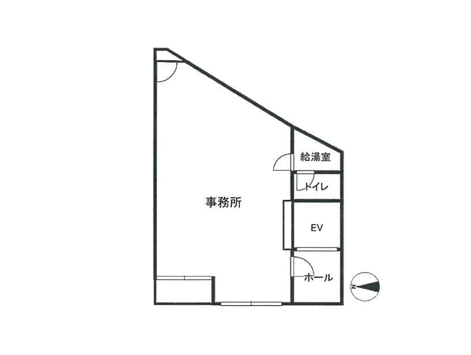 - 事務所、トイレ、給湯室、エレベーターの配置を示したオフィスの間取り図。