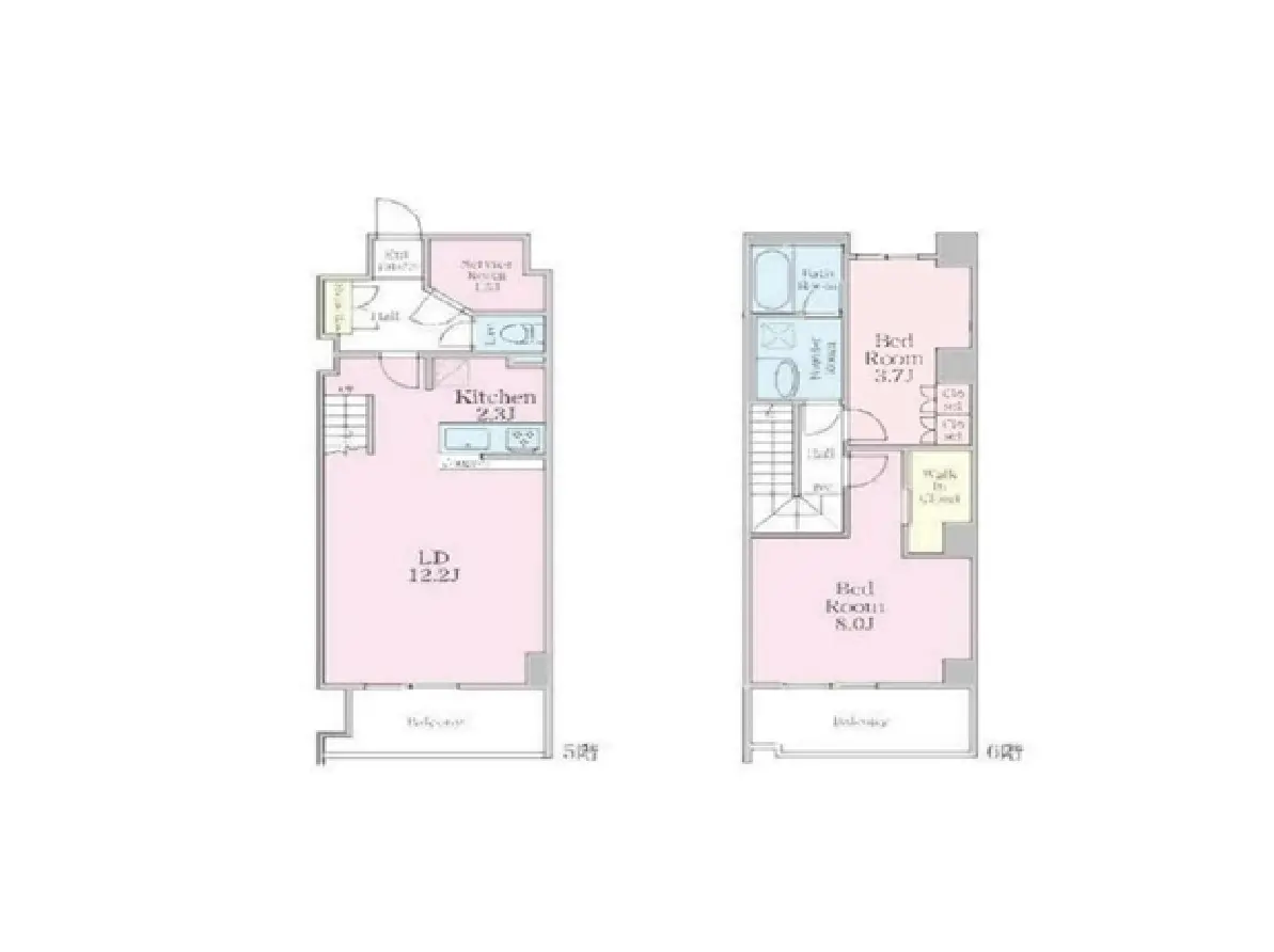 - 2階建ての住宅の間取り図、1階にはリビングダイニング、キッチン、サービスルーム、2階には3つの寝室と浴室が配置されたレイアウト