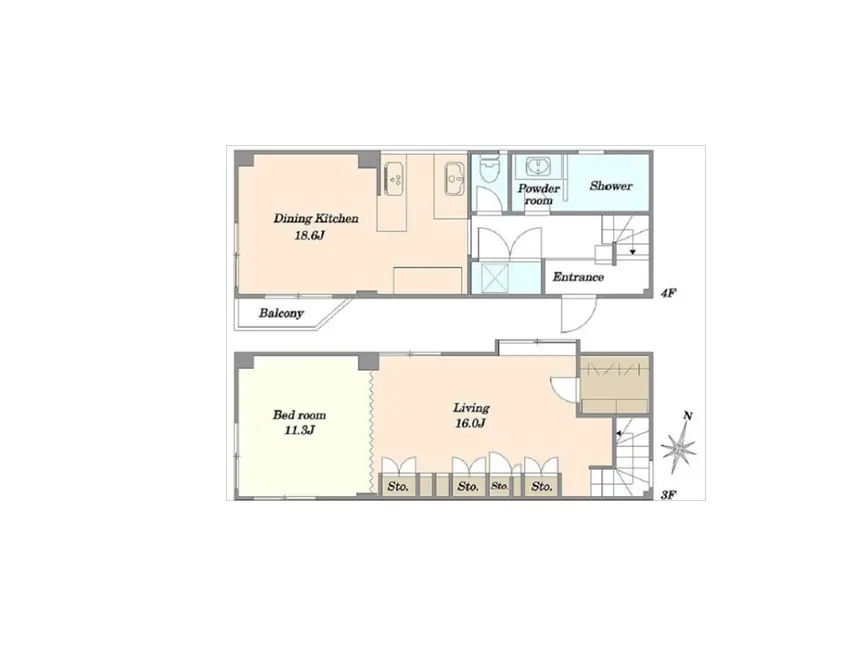 - 4階と3階の間取り図、ダイニングキッチン、バルコニー、リビング、寝室、洗面所、シャワー室の配置が示された間取り