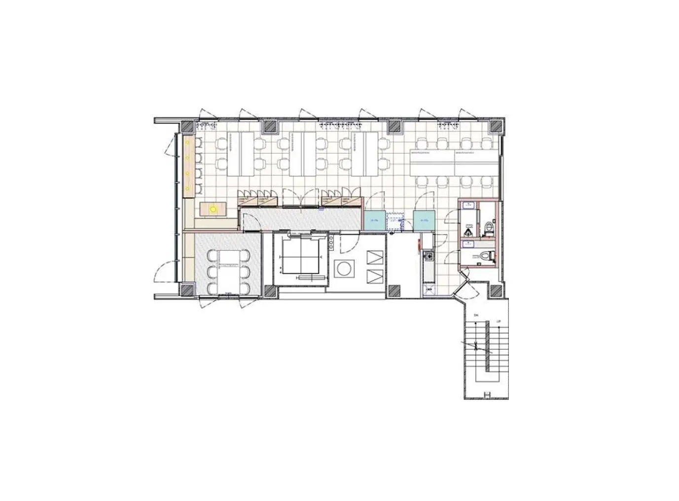 - 開放的なレイアウトの建物設計図、複数の作業スペースや食事エリア、キッチン、トイレを含むインテリア配置