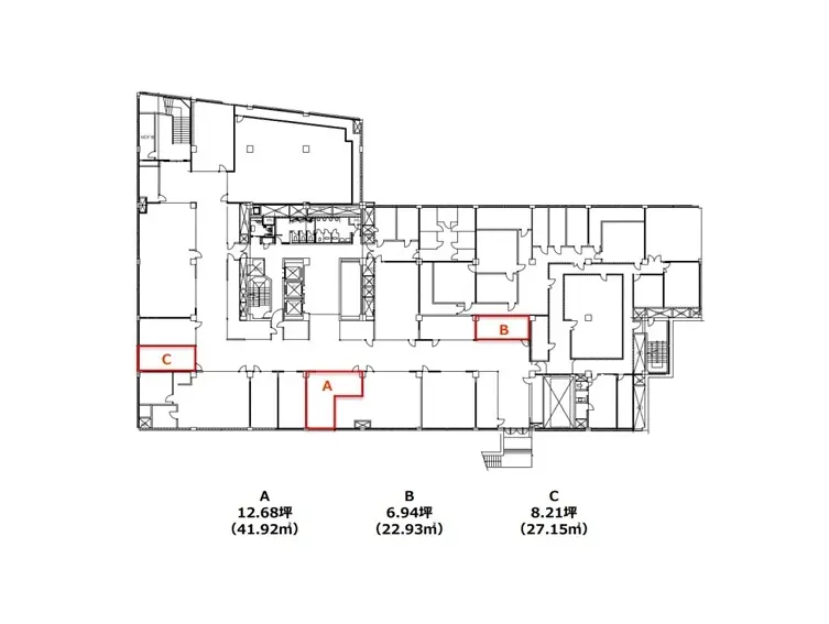 - オフィスビルのフロアプラン、部屋の配置と面積を示したレイアウト図、A, B, Cのラベル付き